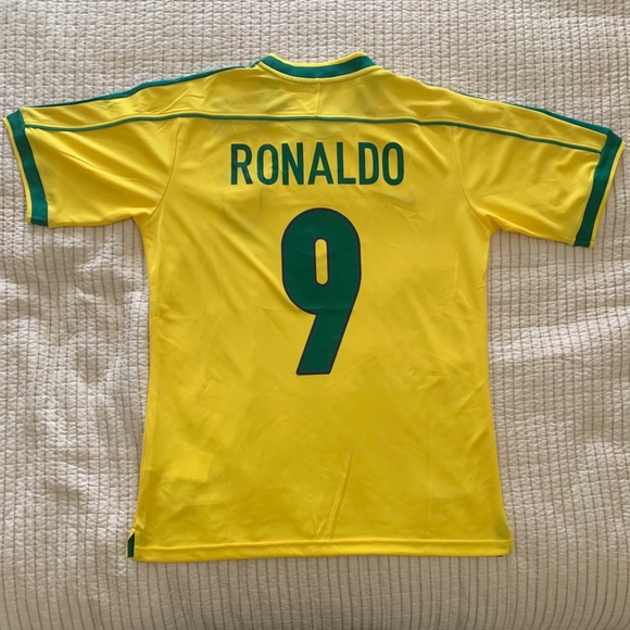 1998 Brazil Home Jersey - Ronaldo #9 - Picture 2 of 3